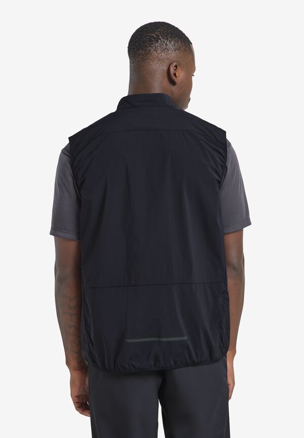 Zomerkleding voor je werk. Wat trek je aan als het warm is Zomerkleding voor je werk. Wat trek je aan als het warm is